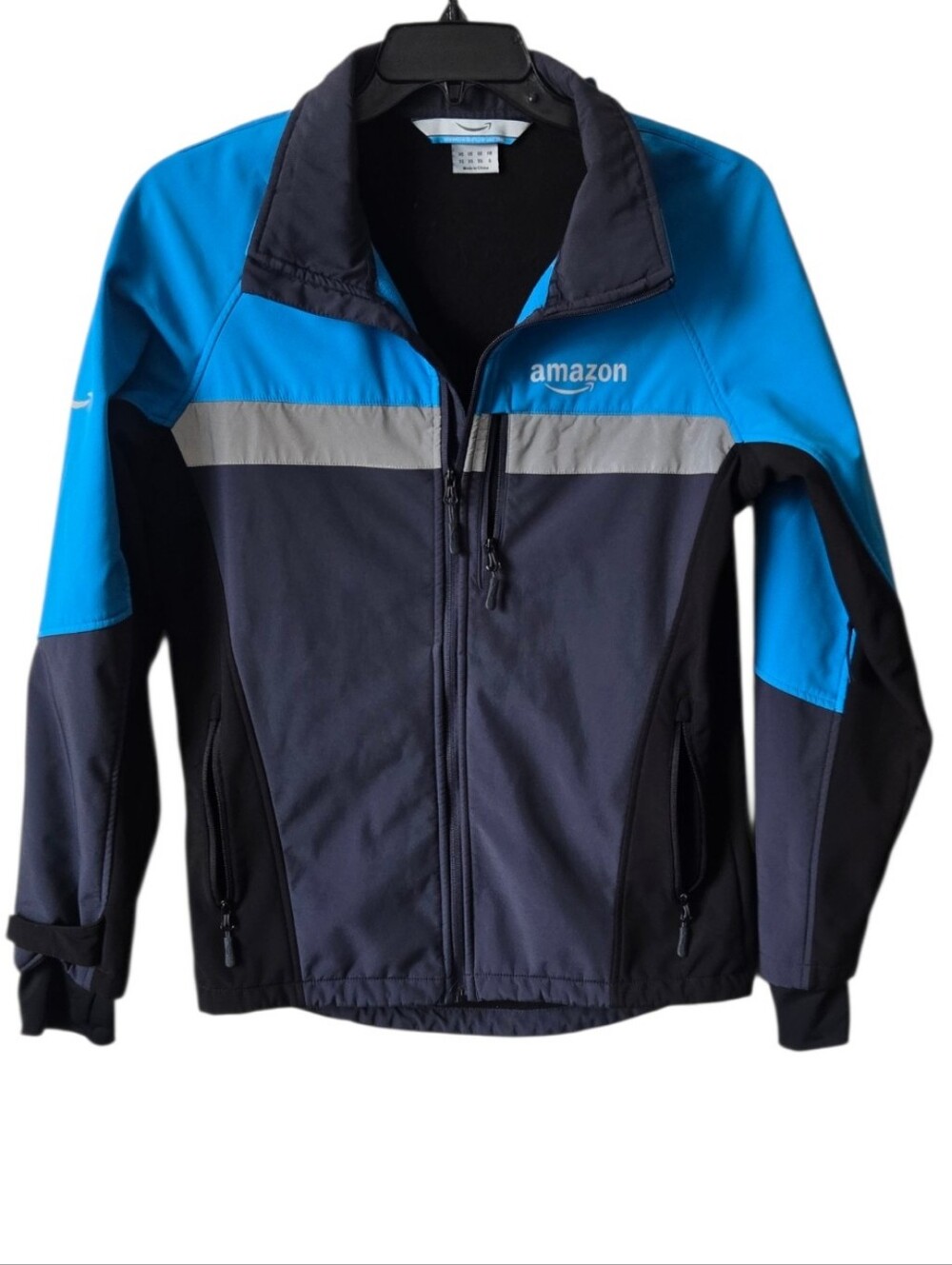 Amazon Prime Driver Men’s Med Softshell Jacket Coat Hood Luly Yang Reflective